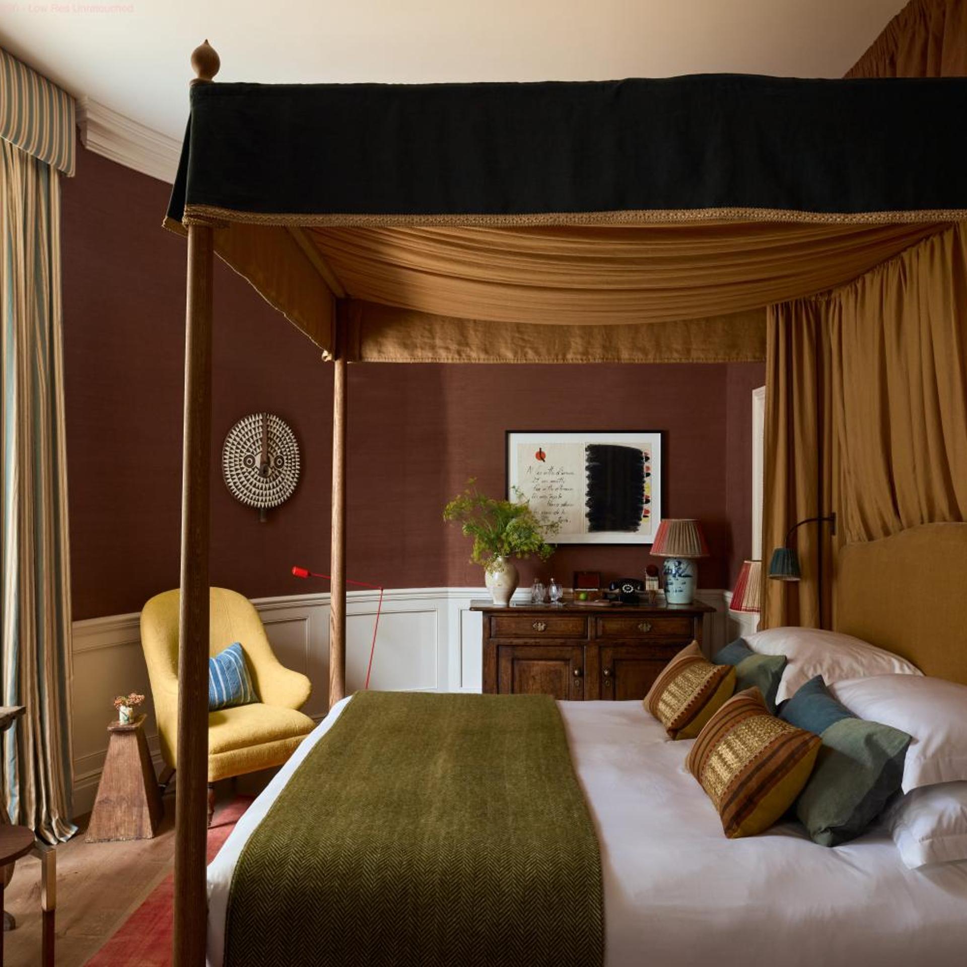 GRANGE BLOOMS HOTEL 34/50