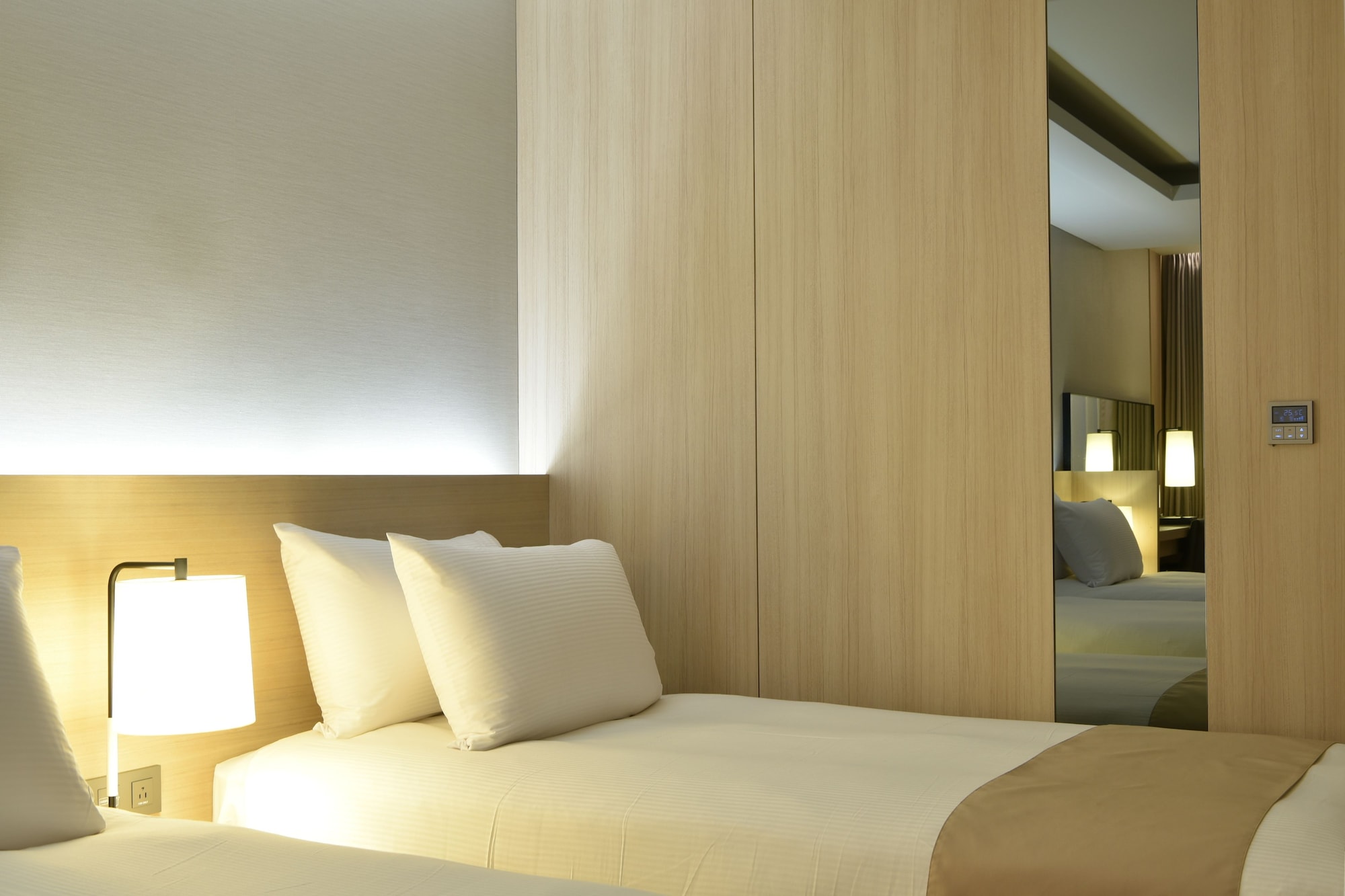 غرفة قياسية بسريرين منفصلين، Pacific Hotel Seoul 2/4