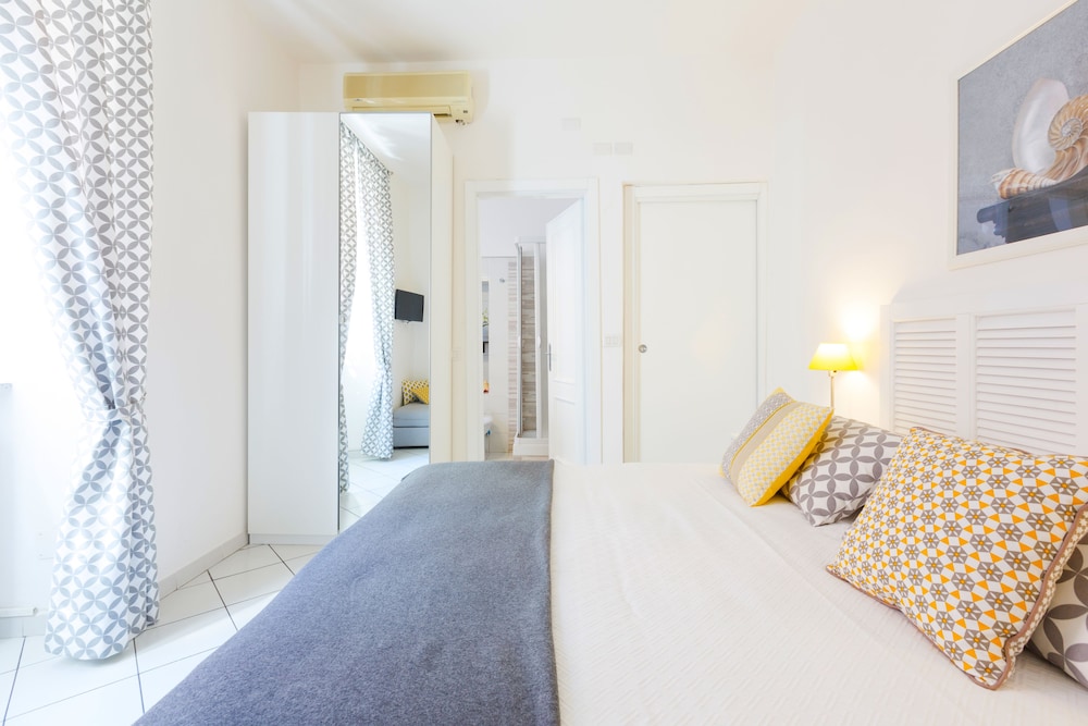 B&B Piazza Fratti 21/69