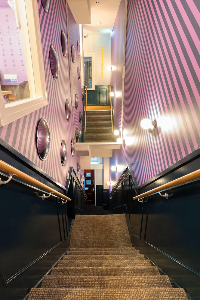 City Hotel Rembrandt Square 36/63