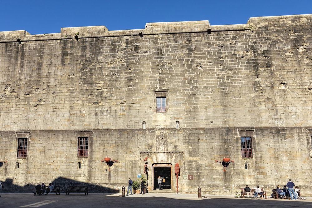 Parador De Hondarribia 33/40