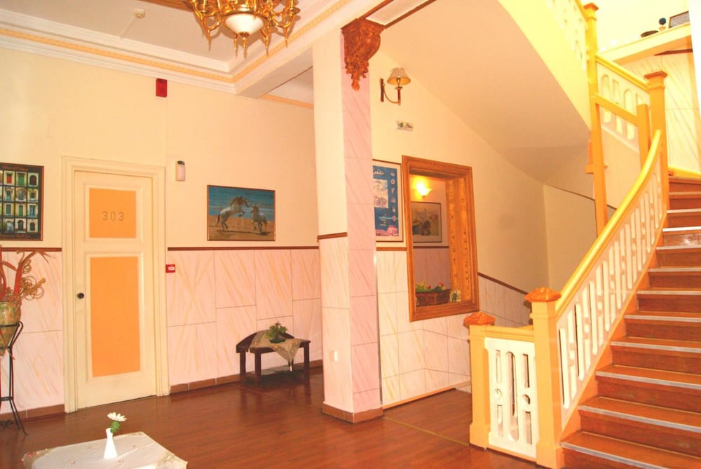 DIETHNES HOTEL 9/50