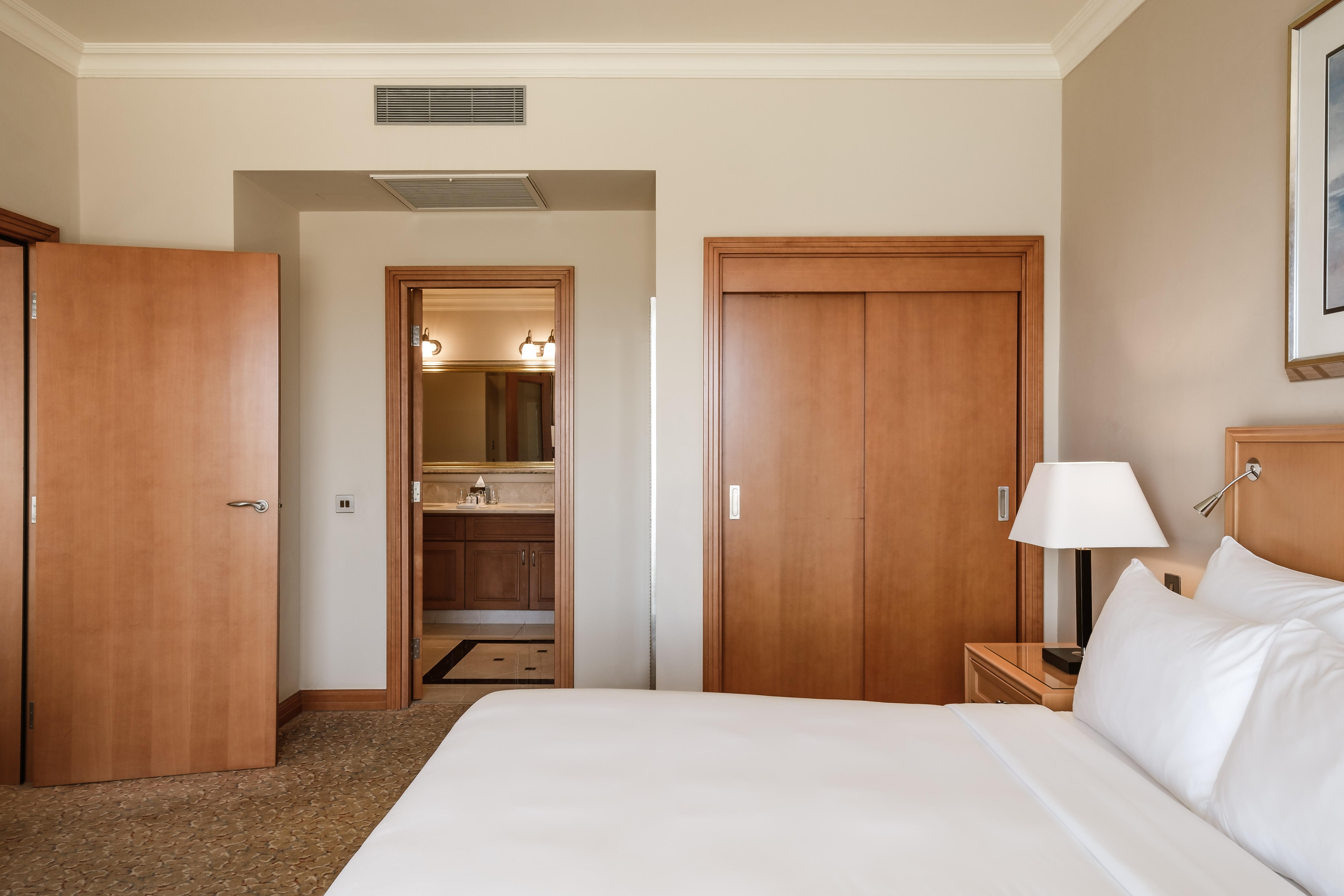 Suite, Landscape View