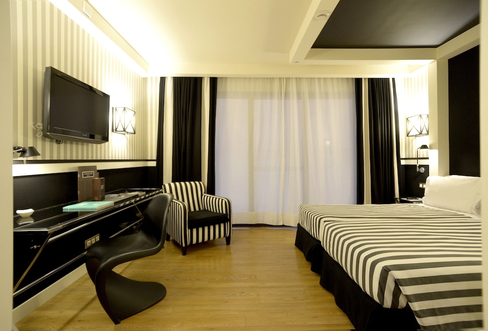 EUROPARK HOTEL 24/71