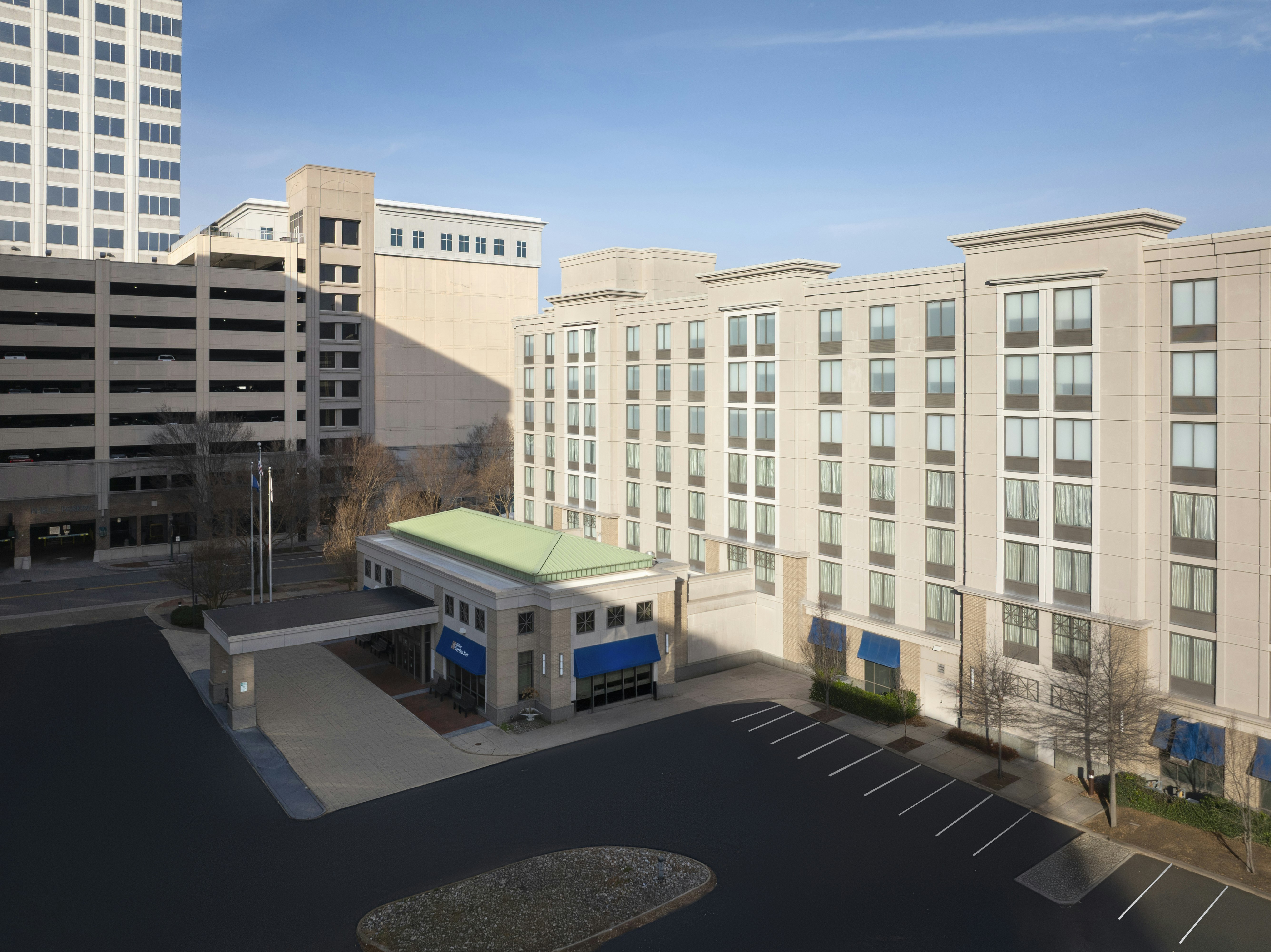 Hilton Garden Inn Virginia Beach Town Center 5/44