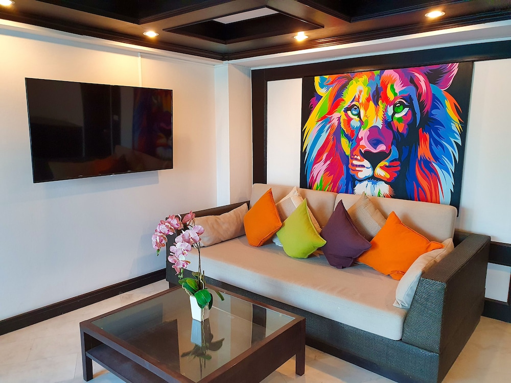 Sea Pearl Beach Resort Phuket 25/50