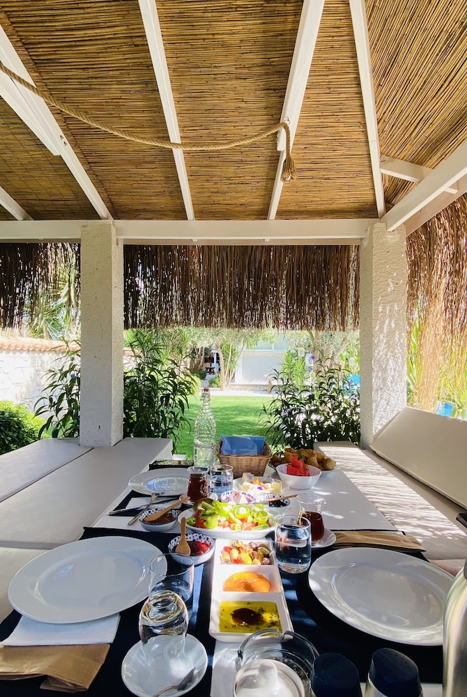 Pürlen Otel Alacati 20/32