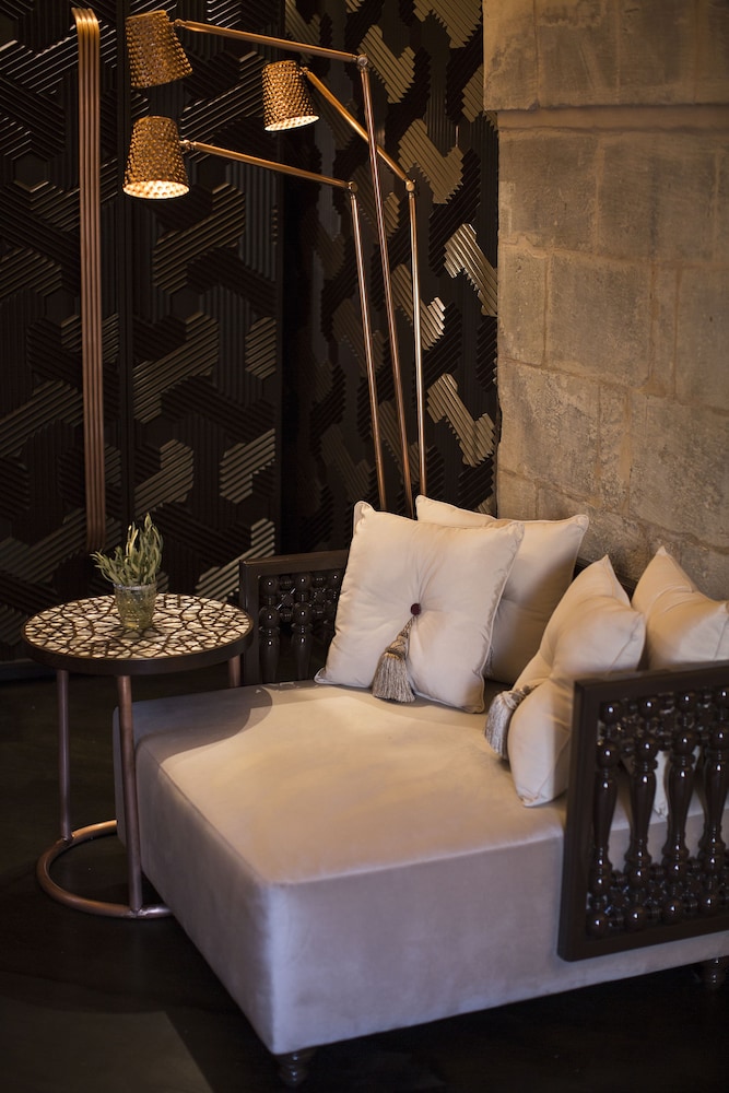 HSVHN Hotel Hisvahan 13/43