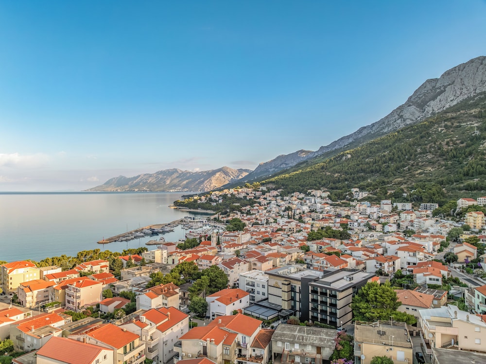 Boutique Hotel Noemia 75/84