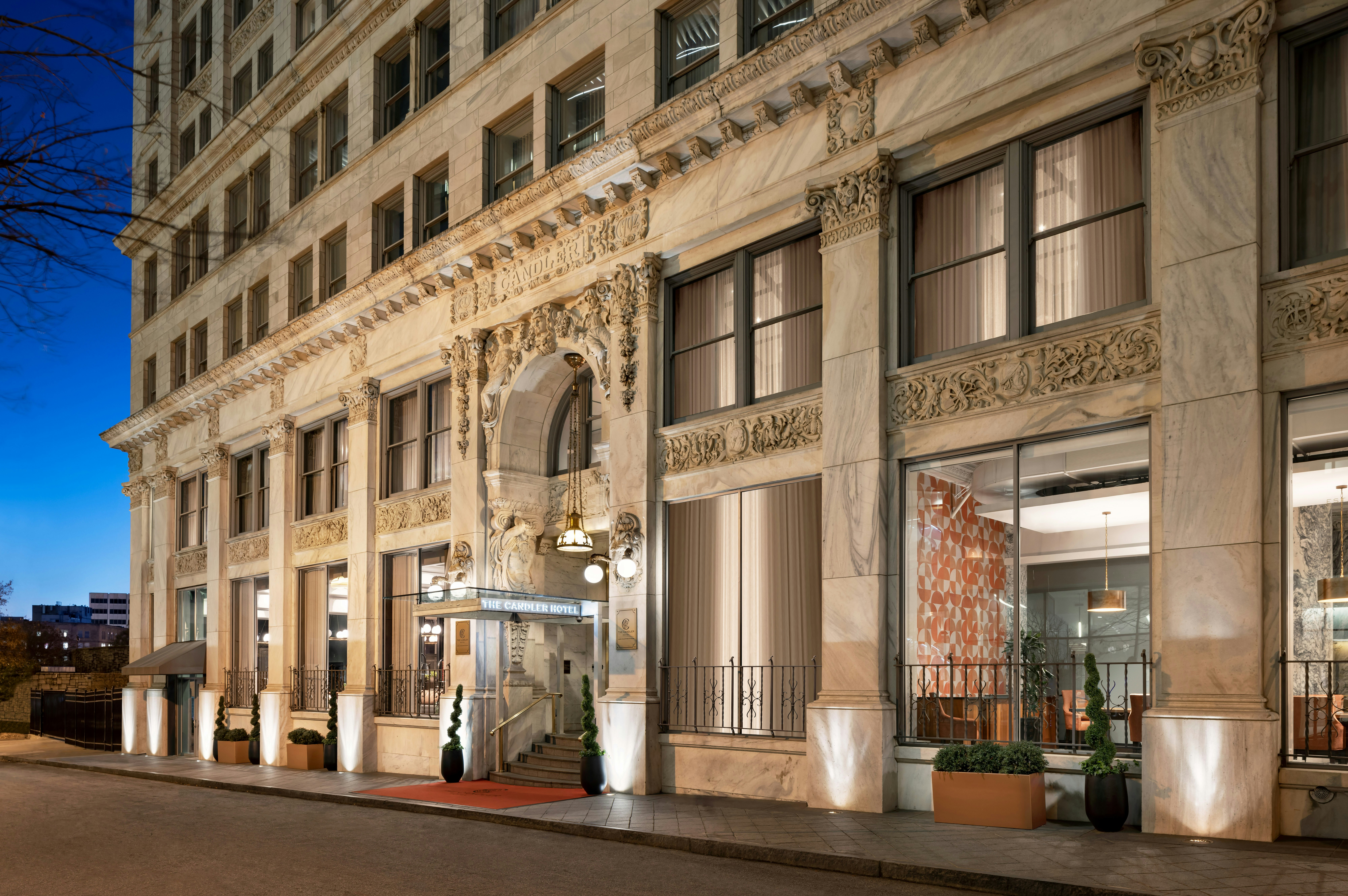 The Candler Hotel Atlanta Curio Collection by Hilton 54/55