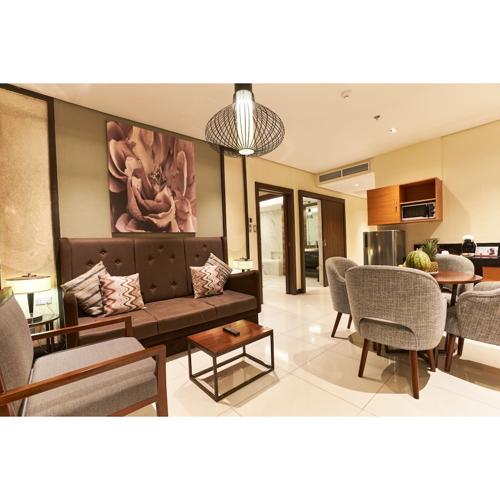 Summit Hotel Tacloban 41/63