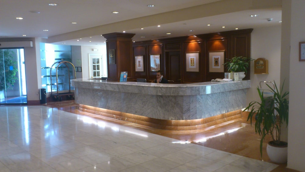 Gran Hotel Balneario Puente Viesgo 1/32
