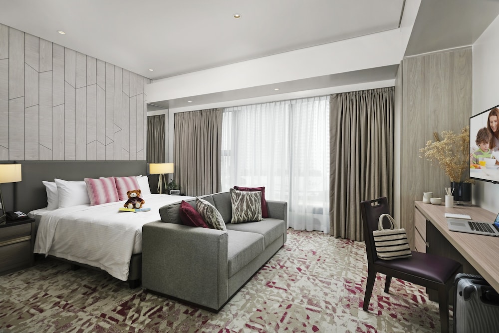 Somerset Central Salcedo Makati 12/33