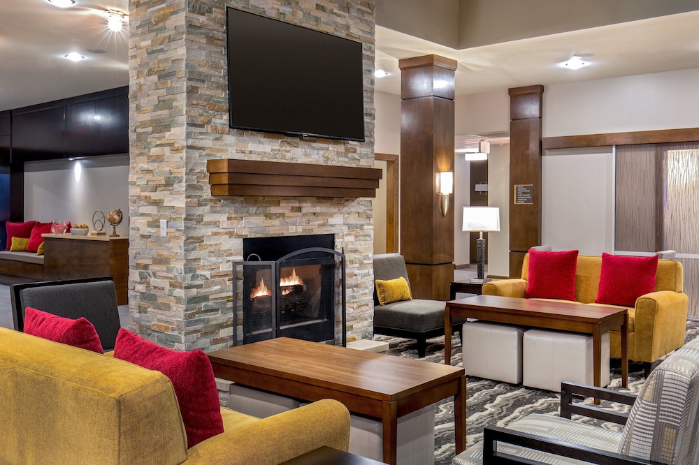 Staybridge Suites Charlottesville Airport 41/53