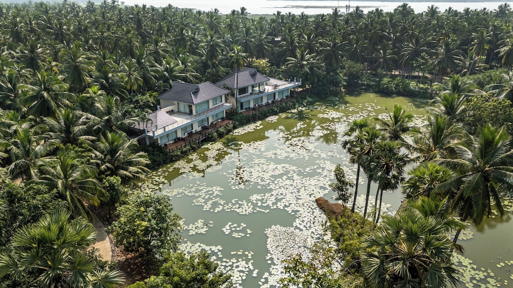 Sterling Palavelli Godavari 48/50