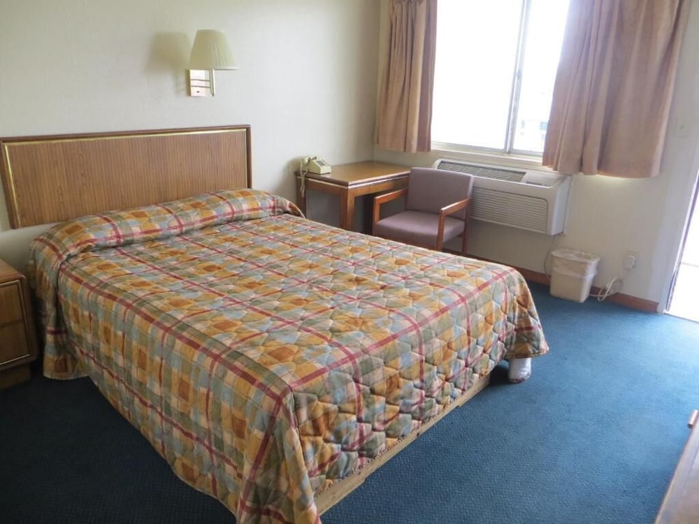 OYO Travellers Inn 10/39