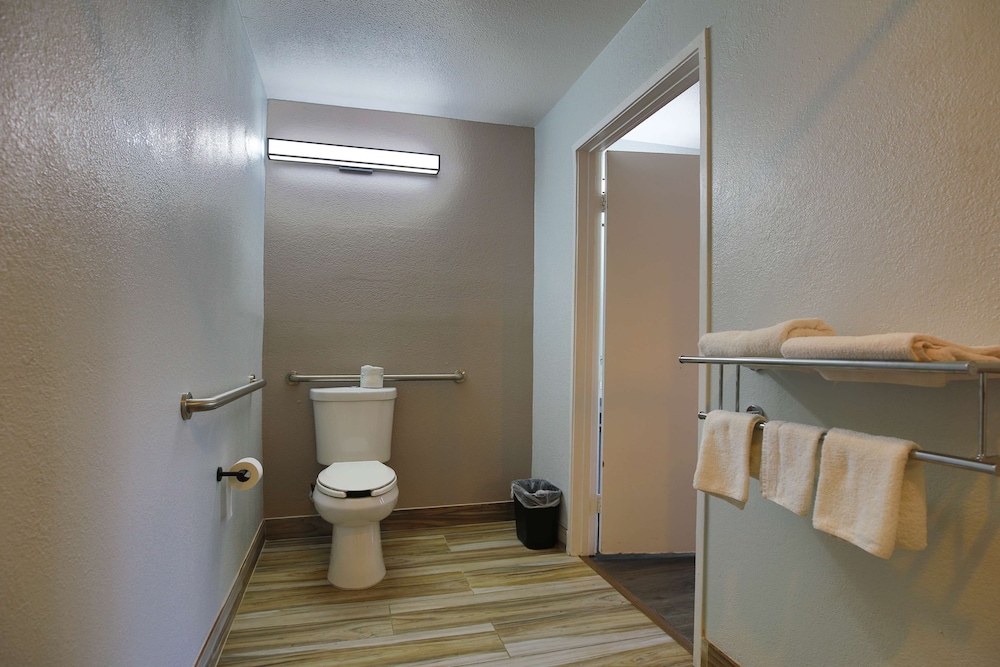 Motel6 Sacramento, CA - Old Sacramento North 54/57