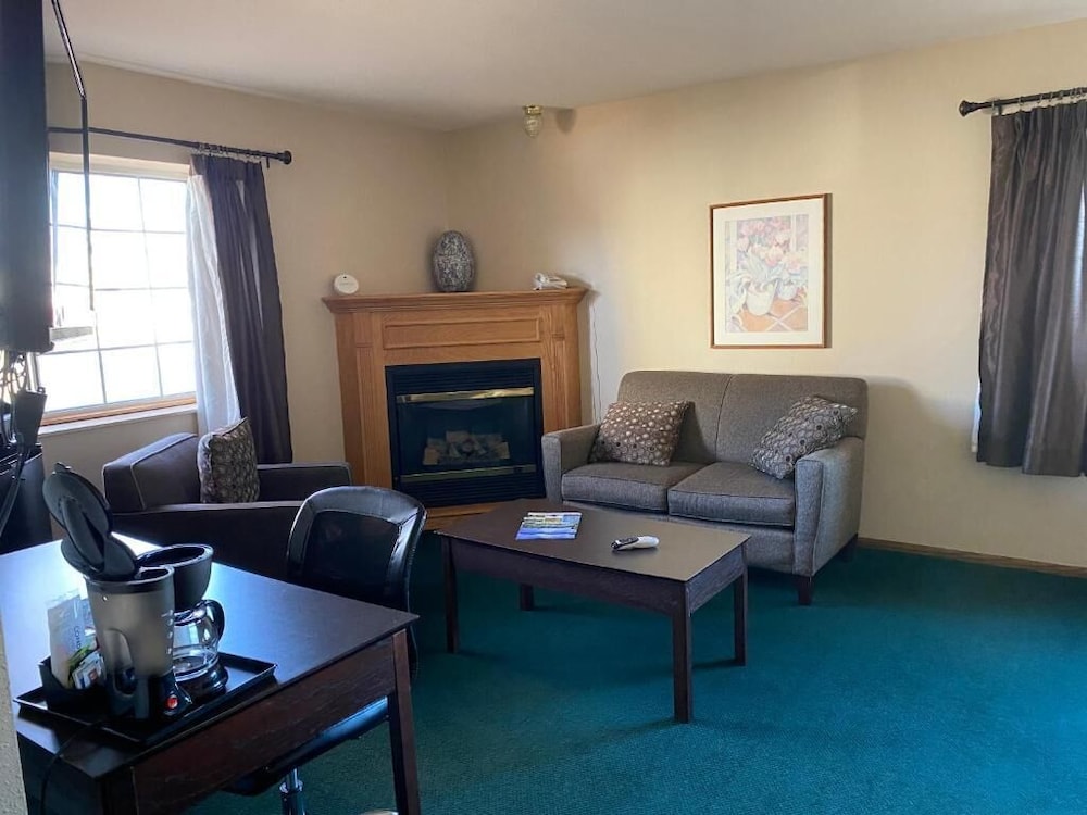 Heritage Inn Hotel 12/23