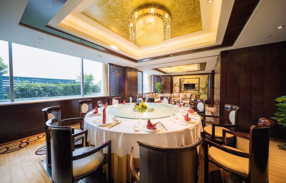 Tonino Lamborghini Hotel Kunshan City Center Package 27/41