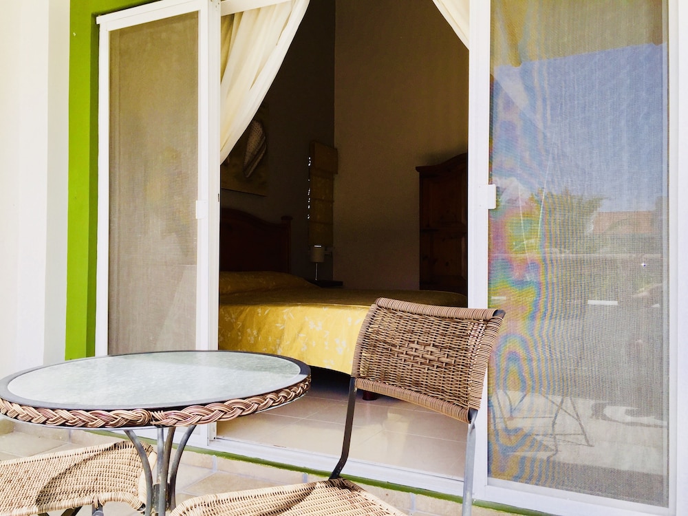 DOLCE VITA CARIBE B&B 7/51