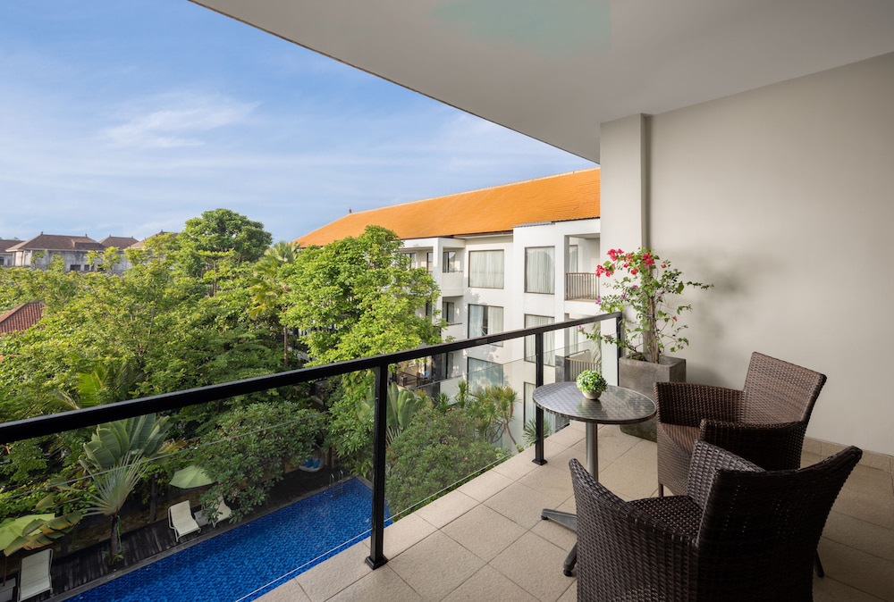 Taksu Sanur Hotel 38/76