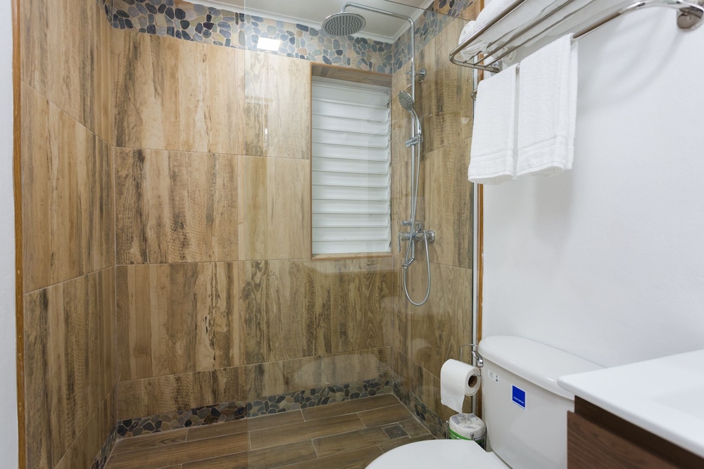 New Kingston Premium Guest Apartment 19/20