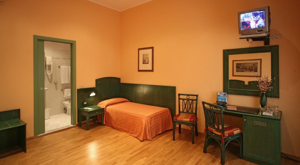 Bologna Hotel 16/28