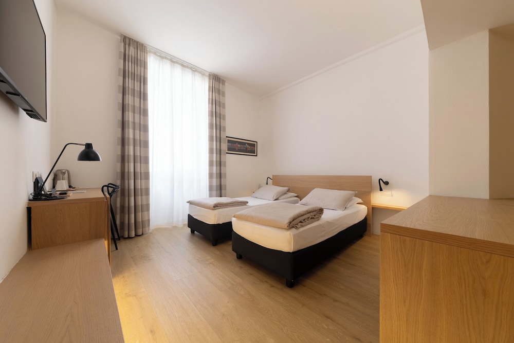 COMFORT, DOUBLE BED