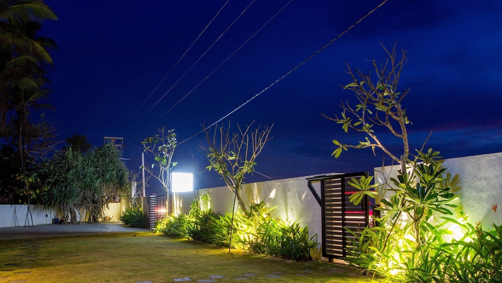 Lazy Koala Hostel - Adults Only 2/36
