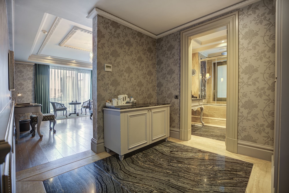 Mfb My Finest Bosphorus Hotel Tarabya 8/60