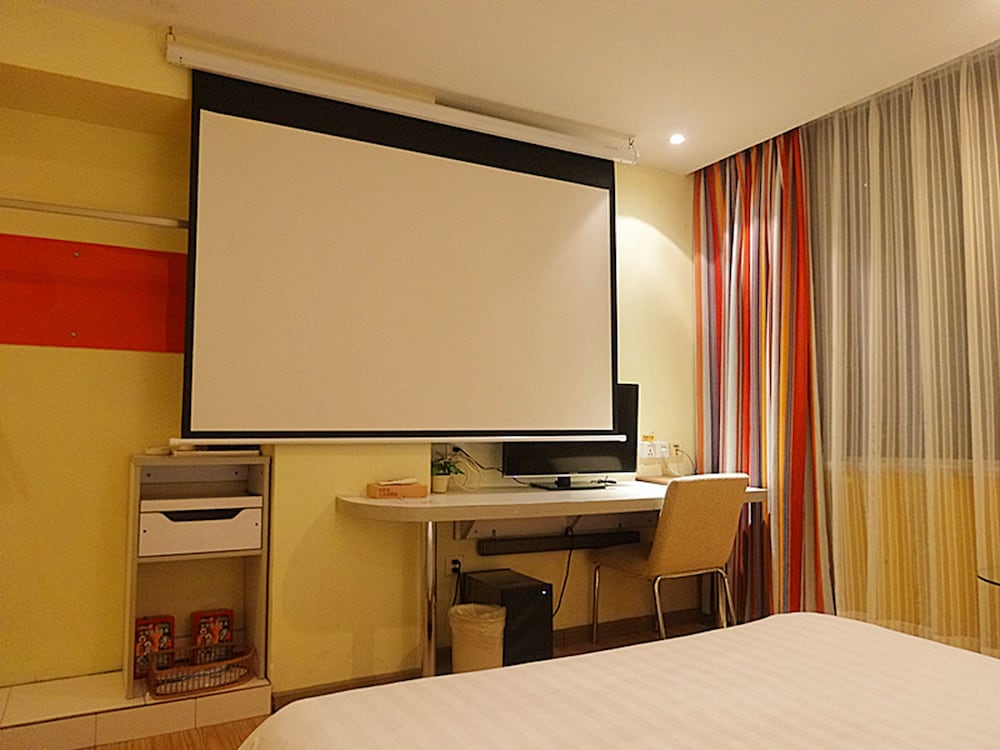 Green Oasis Hotel 39/45