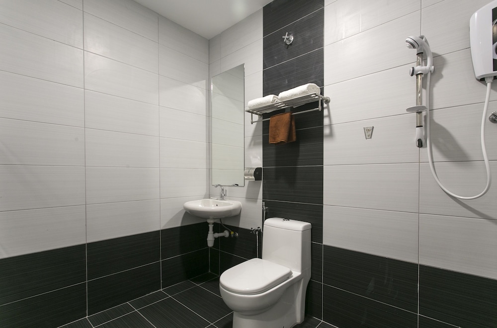 Lavana Hotel Chinatown 46/48