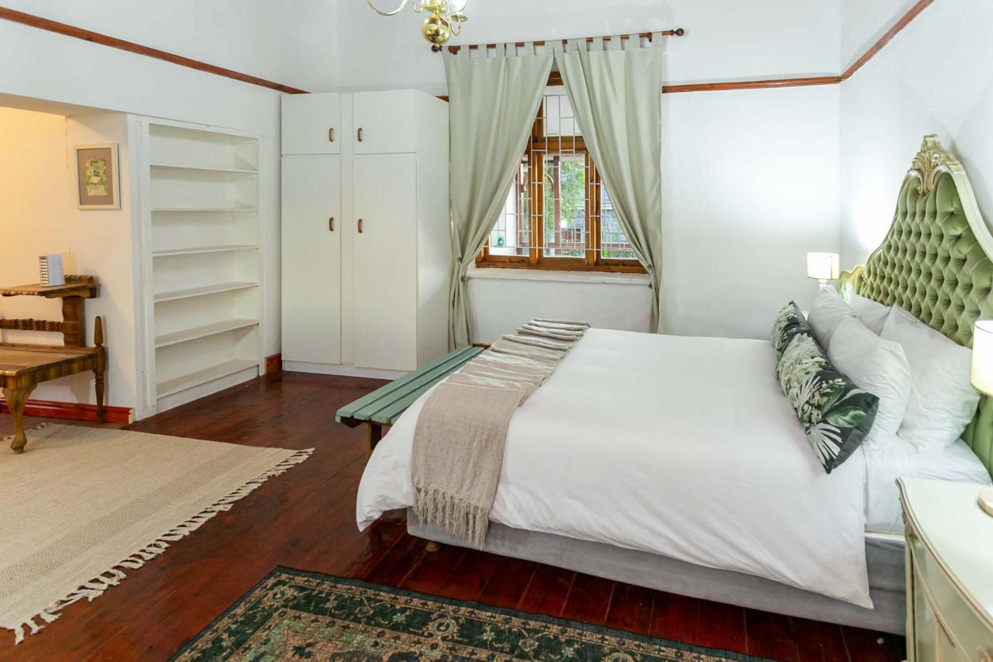 Ravenscliff Villa 7/27