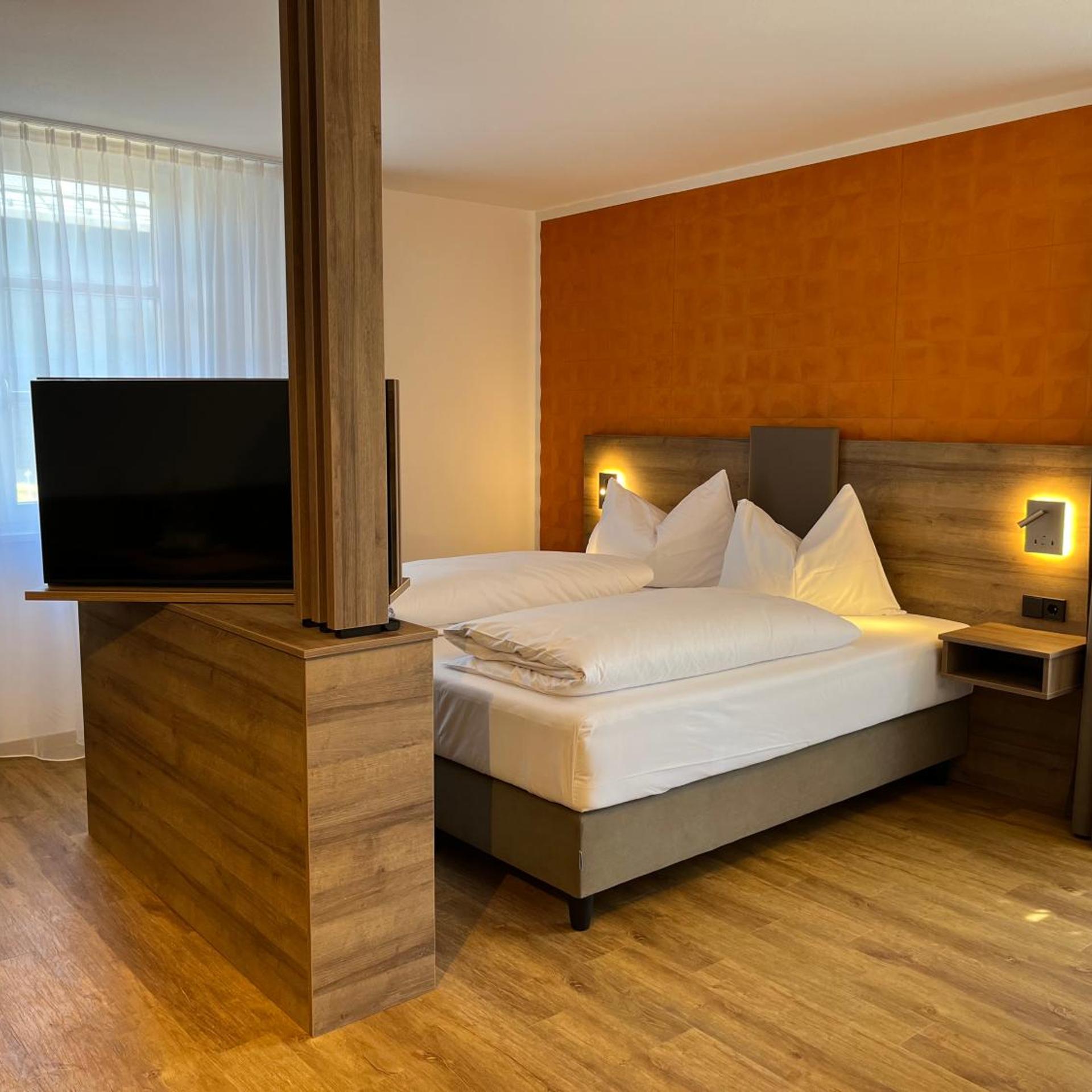 Room, Double Bed, Balcony