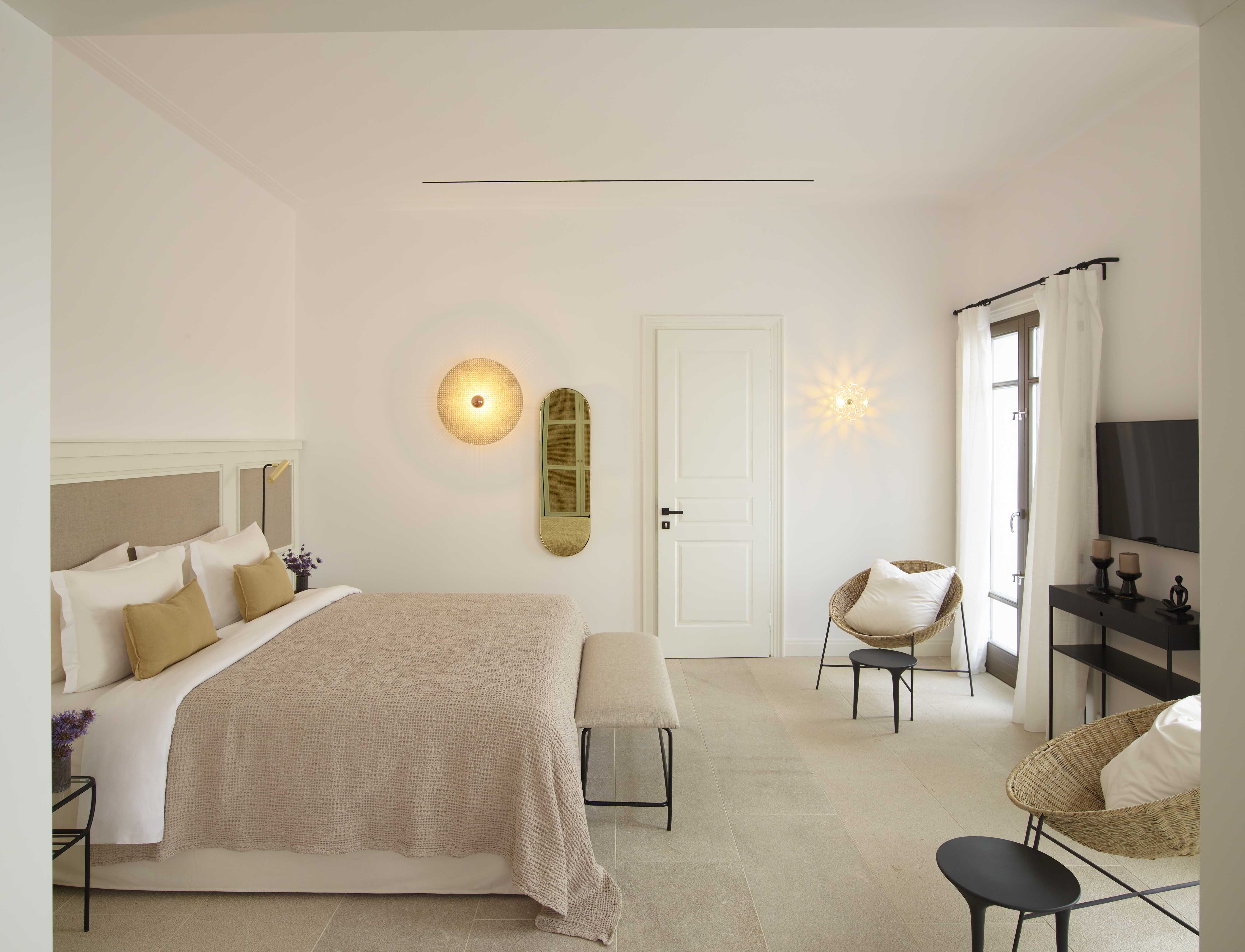 1 BEDROOM, SUITE, SEA VIEW, PRIVATE HEATED POOL