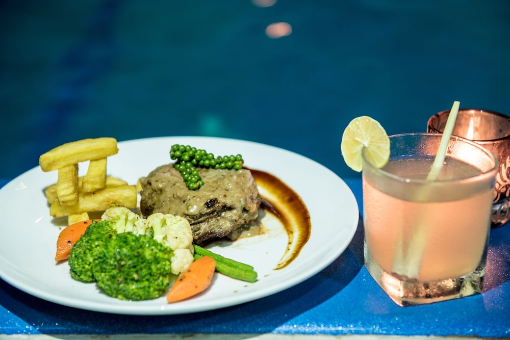 Lemongrass and Ginger Hotel 24/50