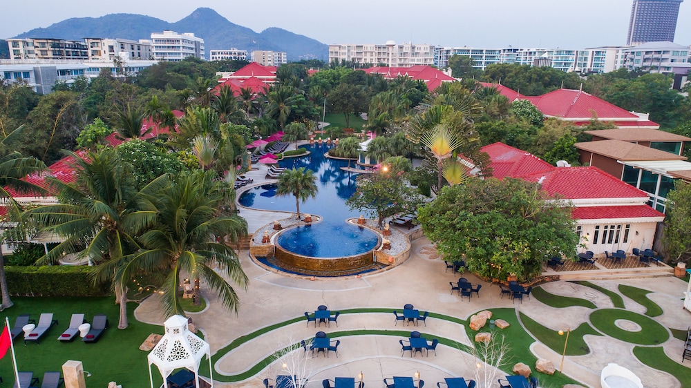 Wora Bura Hua Hin Resort And Spa 58/75