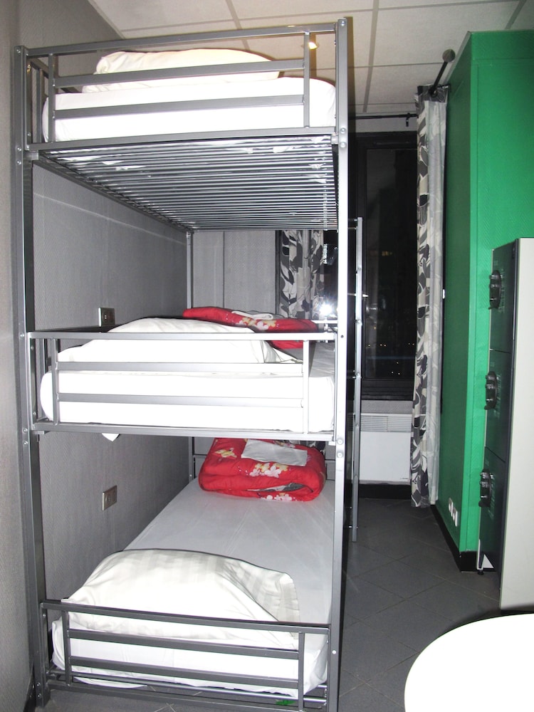 Peace Love Hostel 26/64