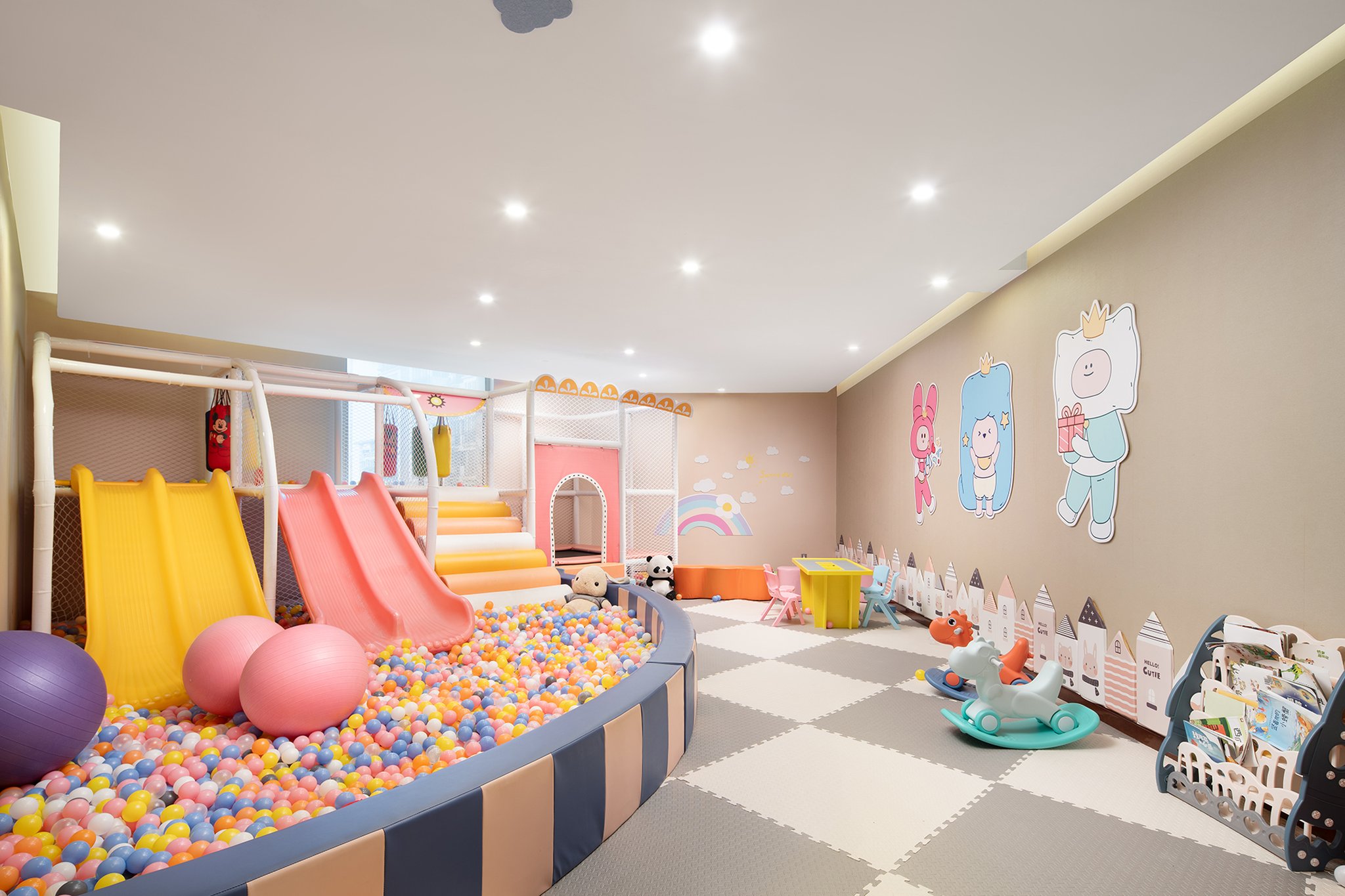 CROWNE PLAZA ZHENJIANG 68/76
