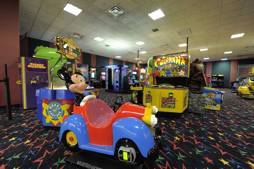 Disneys All Star Music Resort 30/50