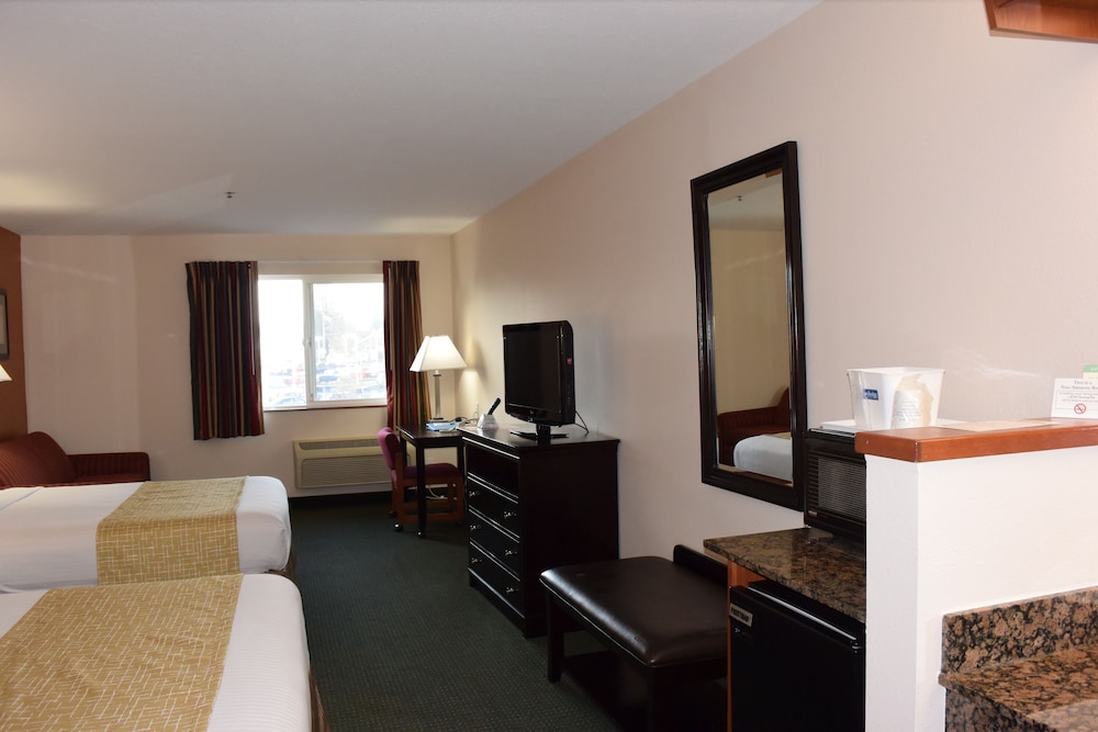 Travelodge Suites By Wyndham Newberg 26/60