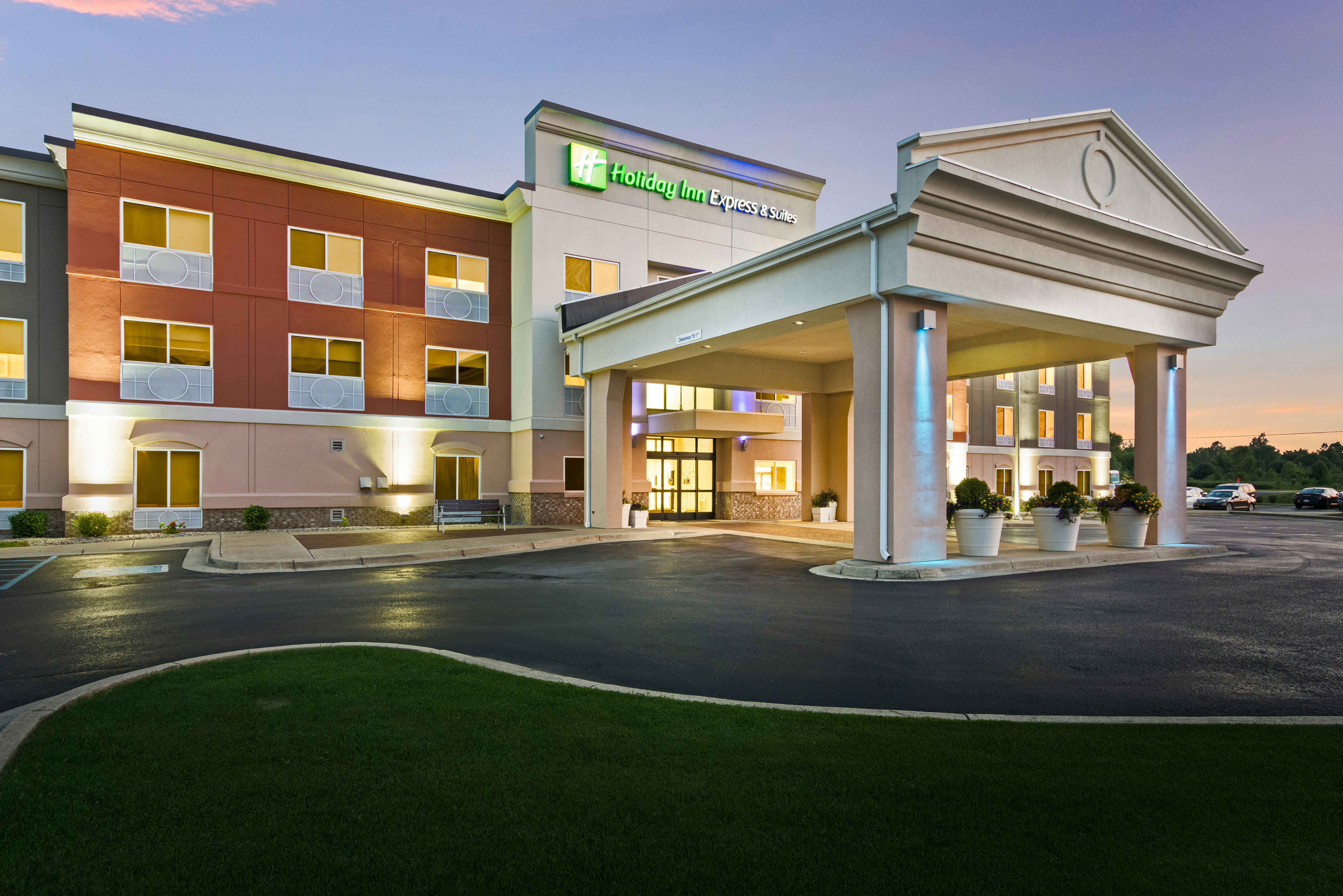 Holiday Inn Express Hotel Suites Jasper 5/49