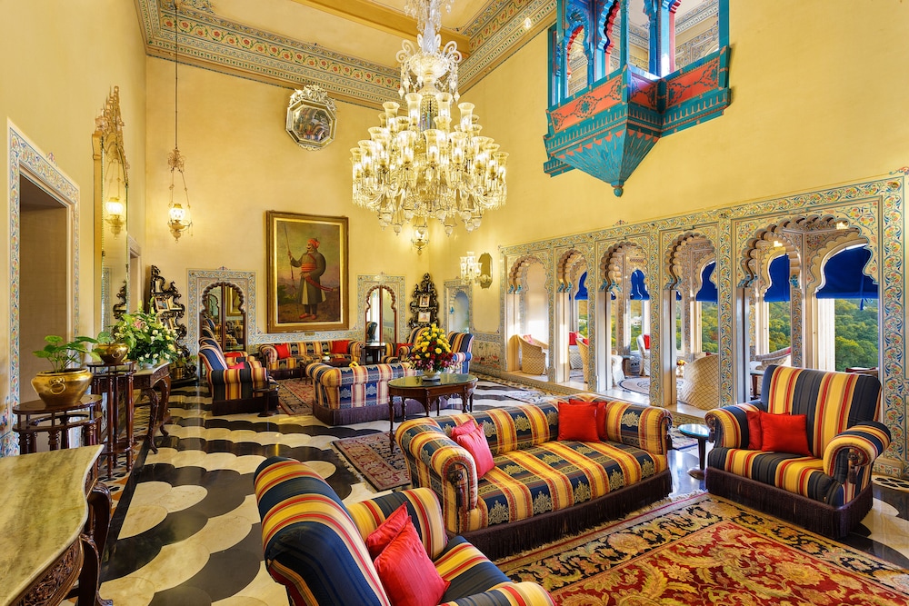 Shiv Niwas Palace 43/71