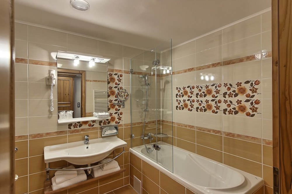 Mercure Sighisoara Binderbubi Hotel And Spa 40/83