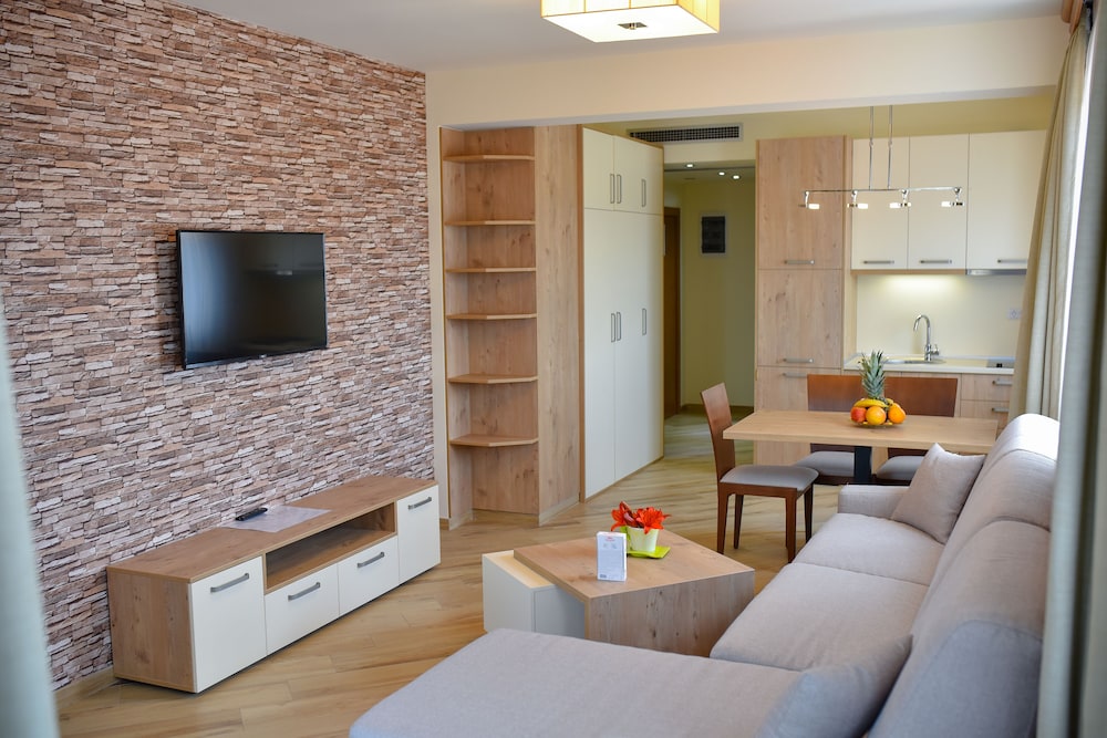 Central Inn Zlatibor 27/50