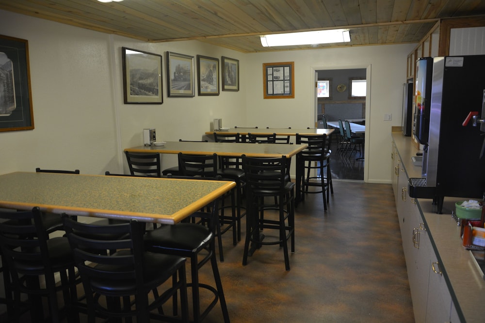 Locomotive Inn 35/45