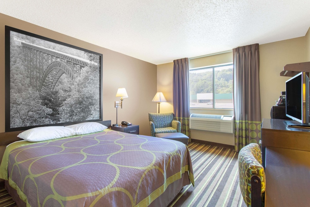 Room, Queen Bed