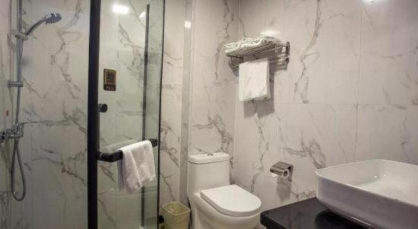 Greentree Inn Zhongshan Nanlang Town Light Rail Station Hotel 40/44