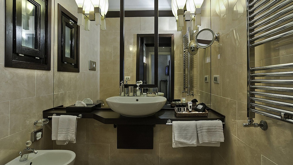 Intown Luxury House 51/55