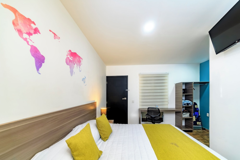 Hotel Boutique Las Campanas 24/41